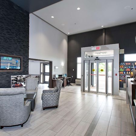 Best Western Plus Moncton Buitenkant foto